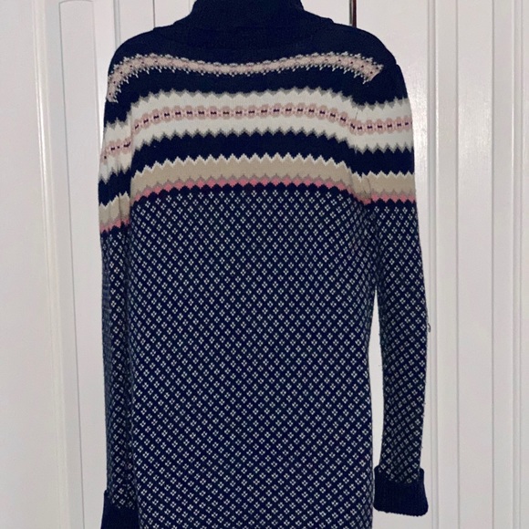 DESIGNED BY ROXY!!! Fabulous Condition Sweater - Picture 7 of 7